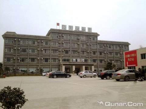 中央空調(diào)哪個(gè)牌子好 美的中央空調(diào)節(jié)能耐用成佳選