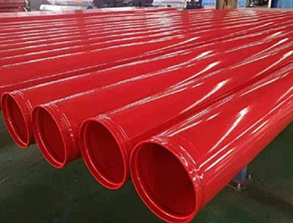 涂塑鋼管，又名涂塑管、鋼塑復(fù)合管、涂塑復(fù)合鋼管，是以鋼管為基體，通過(guò)噴、滾、浸、吸工藝在鋼管（底管）內(nèi)表面熔接一層塑料防腐層或在內(nèi)外表面熔接塑料防腐層的鋼塑復(fù)合鋼管。涂塑鋼管具有優(yōu)良的耐腐蝕性和比較小